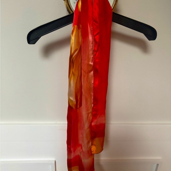Vintage Adrienne Vittadini silk scarf - Picture 1 of 10
